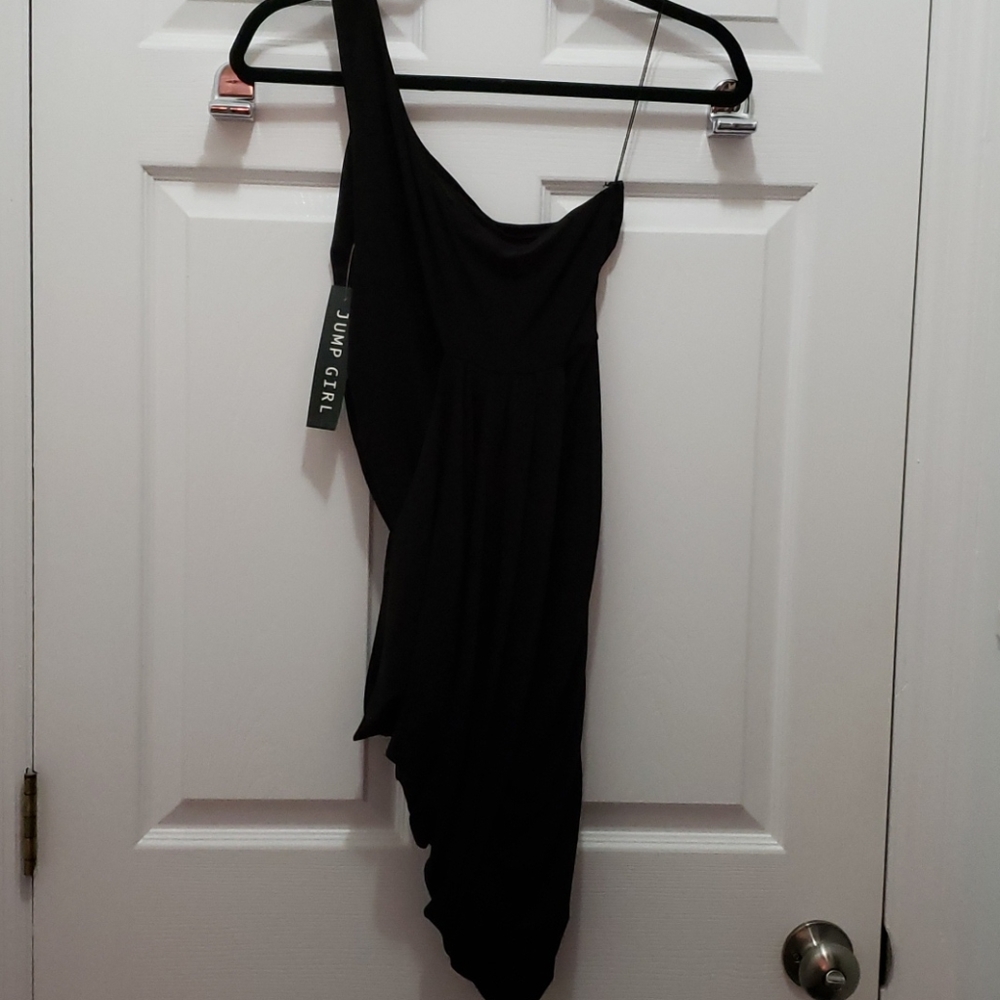 Jump Girl one shoulder black dress